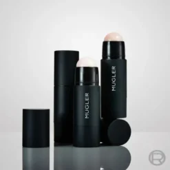 x Mugler Magnetic Highlighter Stick Crystal